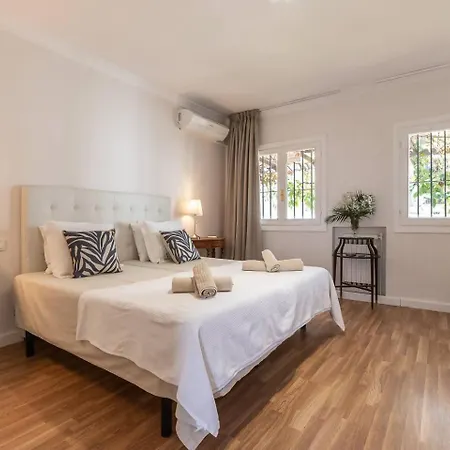 Tres Almendros Willa