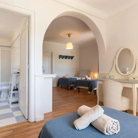 Tres Almendros Vila *