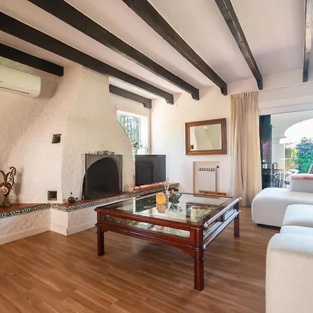 וילה Tres Almendros *